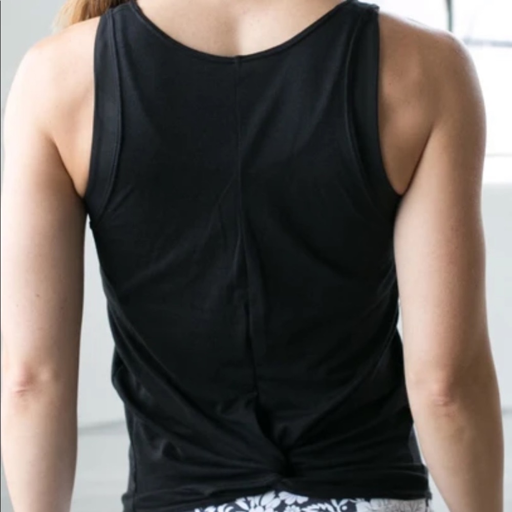 DYI Be Centered Tank - Black